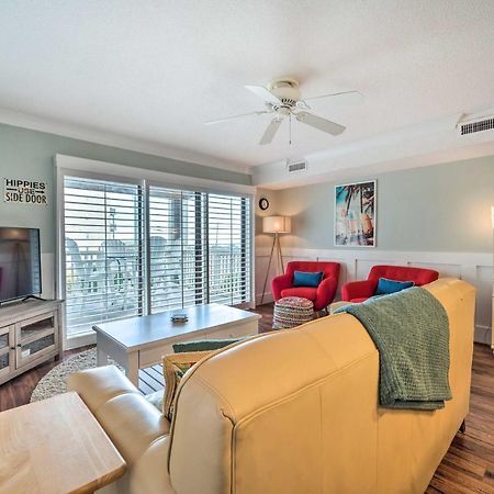 Bright Carolina Beach Condo - Walk To Shore! 外观 照片