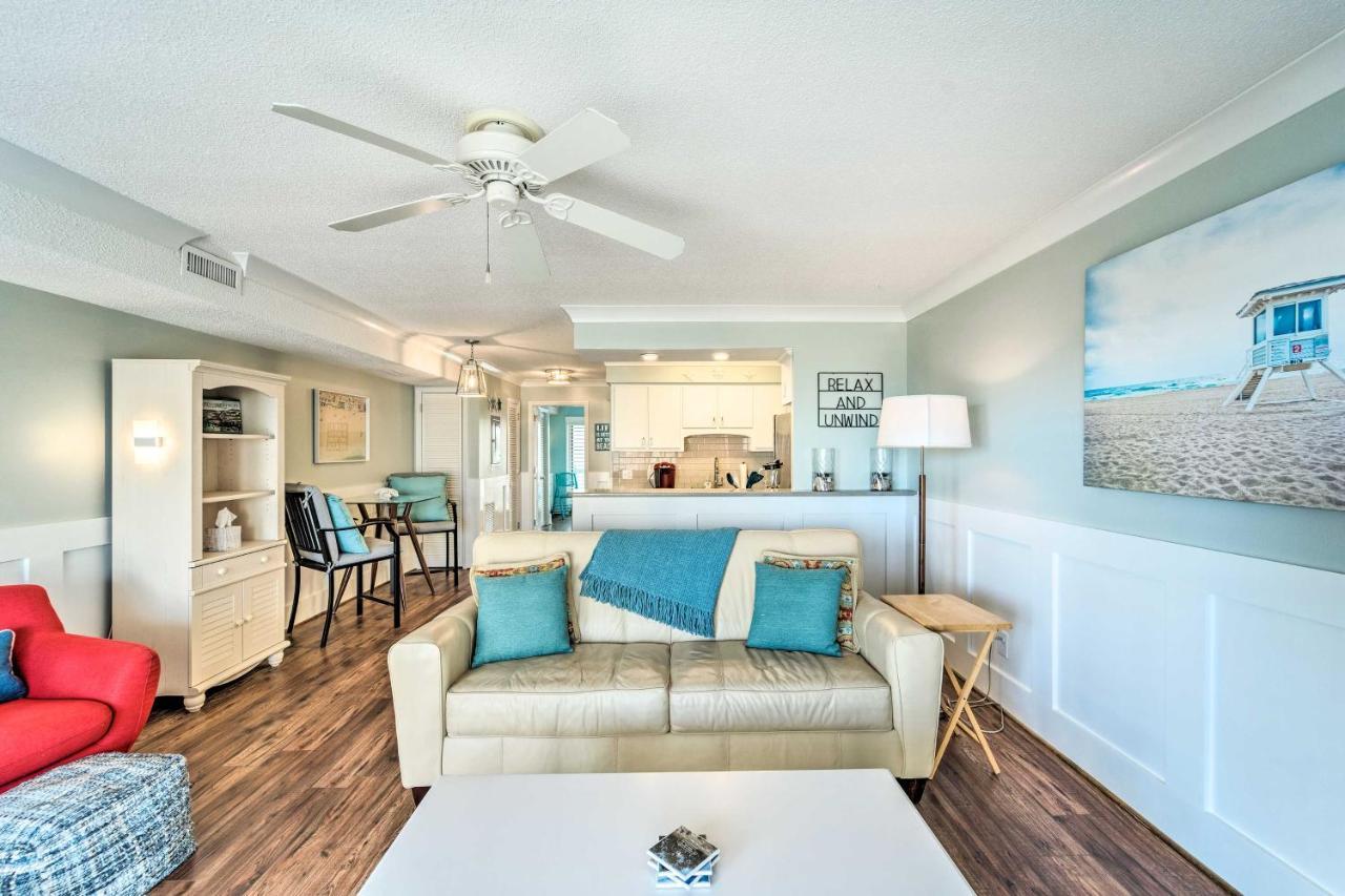 Bright Carolina Beach Condo - Walk To Shore! 外观 照片