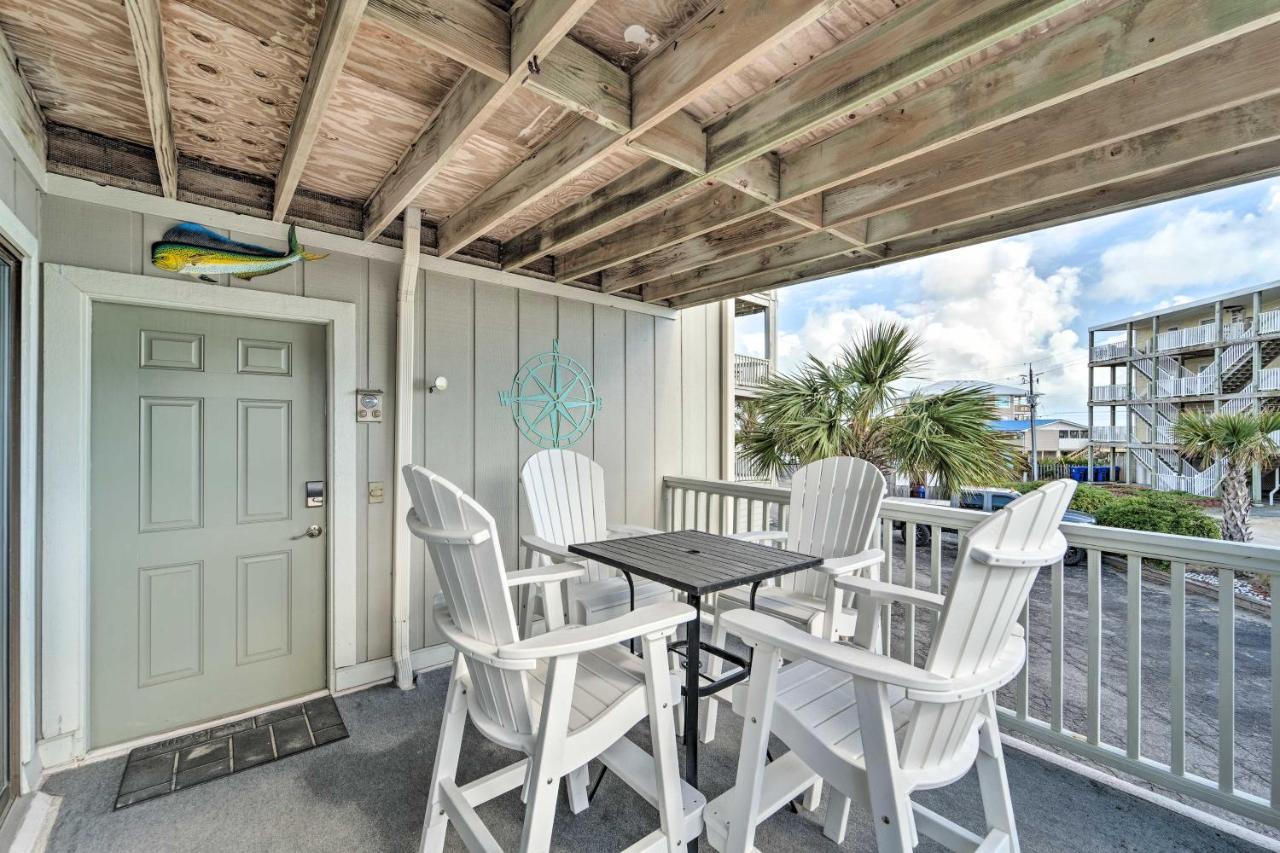 Bright Carolina Beach Condo - Walk To Shore! 外观 照片